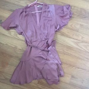 Pink dress, short sleeves , flowy